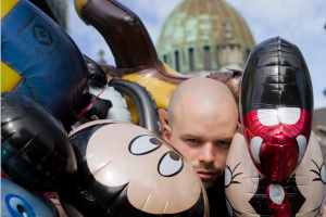 Jakbrol, à mi-chemin entre Kanye West et Léo Ferré