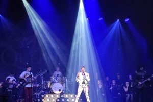 « Transformer la mémoire de l’un des plus grands groupes de rock de tous les temps en une expérience extraordinaire »