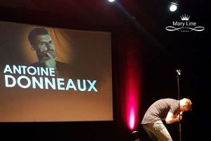 « Je faisais déjà rire mes copains en classe »