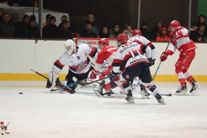 Les Bulldogs font un pas de géant vers le titre mais perdent Loris Darques