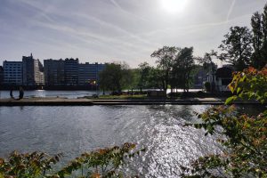 « Un évènement entre hier et demain »