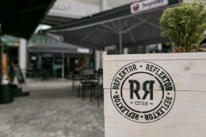 « Différents styles et collectifs représentant la diversité »