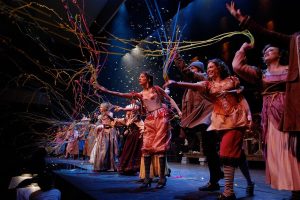 « Un voyage magique faisant entrer l’art historique de l’opéra dans le 21ème siècle »