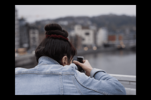 « Une magicienne de la chanson qui brode sa poésie dans les tissus de l’âme »