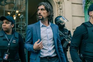Le Liégeois Julien Paschal crève l’écran dans Berlin, la nouvelle superproduction Netflix