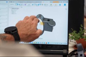 « Mettre l’ingéniosité des Fab Lab au service des personnes porteuses de handicap pour améliorer leur quotidien »