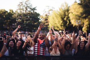 Période estivale rime avec festivals