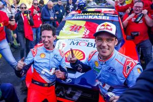 Thierry Neuville sur le toit du monde !