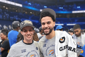 « Garder les pieds sur terre et conserver la ligne de conduite »