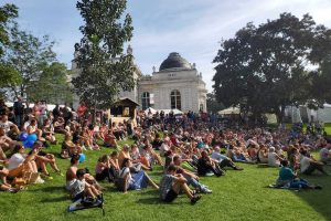 « Retrouvailles reflète la vitalité et la diversité d’un tissu associatif qui anime la ville tout au long de l’année »