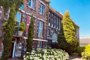 « Nous voulions un lieu de scène, de sens et de savoir. Et surtout, un lieu pour tous »