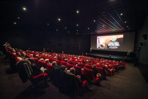 « Le cinéma peut-il encore sauver le monde ? »